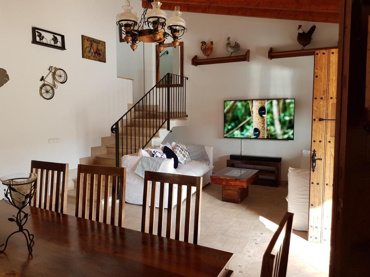 Villa Milagro - 3 Bedroom Finca Style Villa With Pool Near Golf Course/Beaches - Air Cond. Pollença Extérieur photo